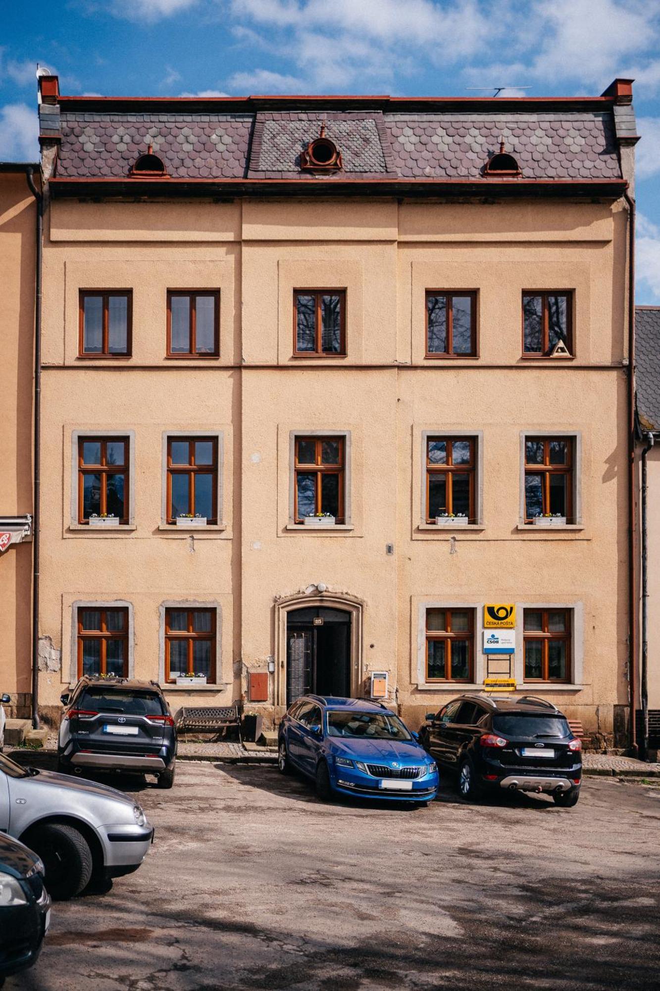 Apartmán Na Náměstí Stárkov Exterior foto